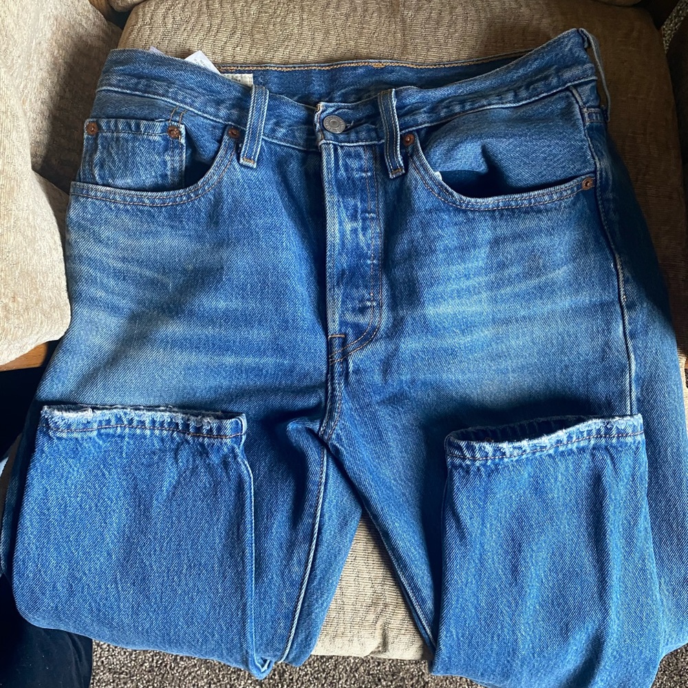 Levi Wedgies